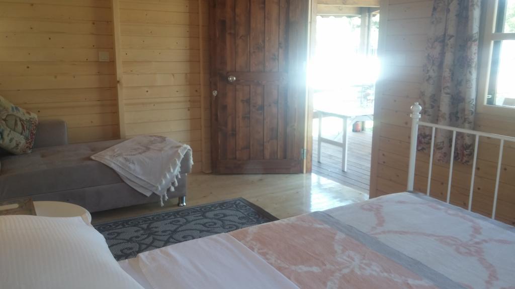 Liberta Guesthouse Seferihisar Quarto foto